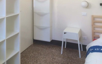 Chambre privée à Via S. Vitale, 40125 Bologna BO, Italy, image 3 de 20