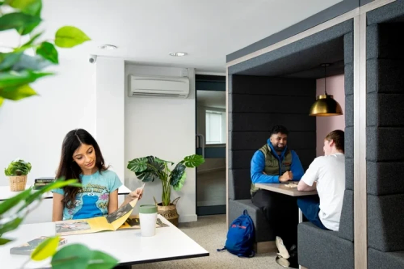 Economical student room with convenient location in 