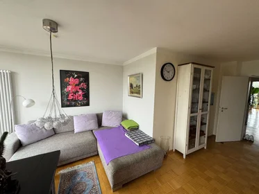 Całe miejsce Isartalstraße 14, obraz 5 14