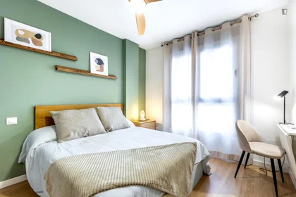 Privatzimmer im Wohnheim in der Calle Casajara, 7, bild 5 von 49