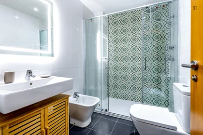 Privatzimmer im Wohnheim in der Calle Casajara, 7, bild 45 von 49