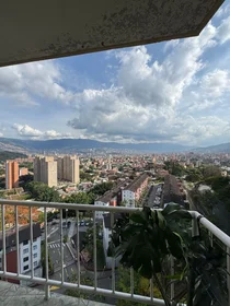 Dairenin tamamı konumu Calle 53d 85e-46, 10 21 görüntüsü