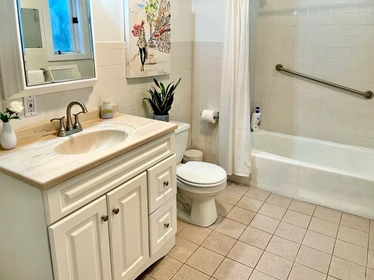 Alojamiento entero en residencia en 1, Torpie St., Unit 1, Mission Hill, Boston, MA, 02120, imagen 20 de 21