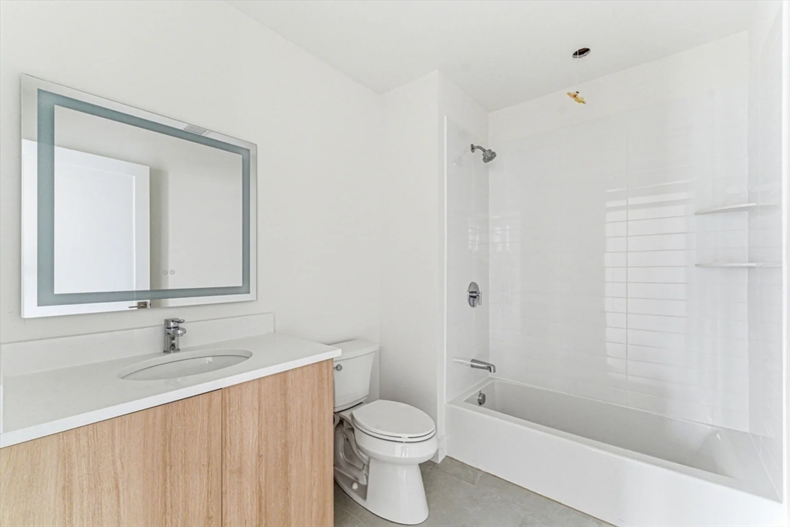 1035, Commonwealth Ave., Unit 310, Allston, Boston, MA, 02215