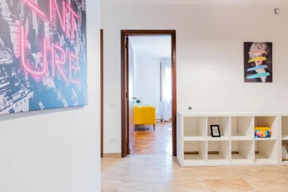 Private room at Via Roberto Schumann, image 23 of 23
