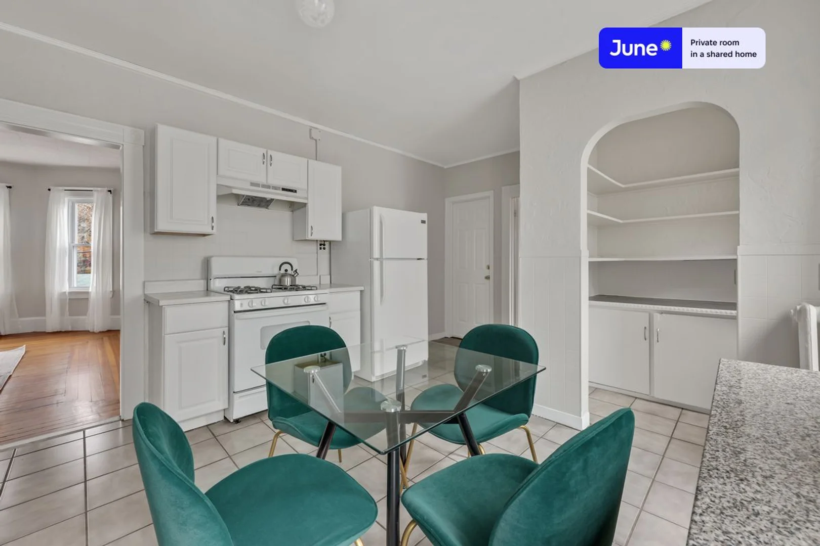 29, Craigie St., Unit B, Spring Hill, Boston, MA, 02143