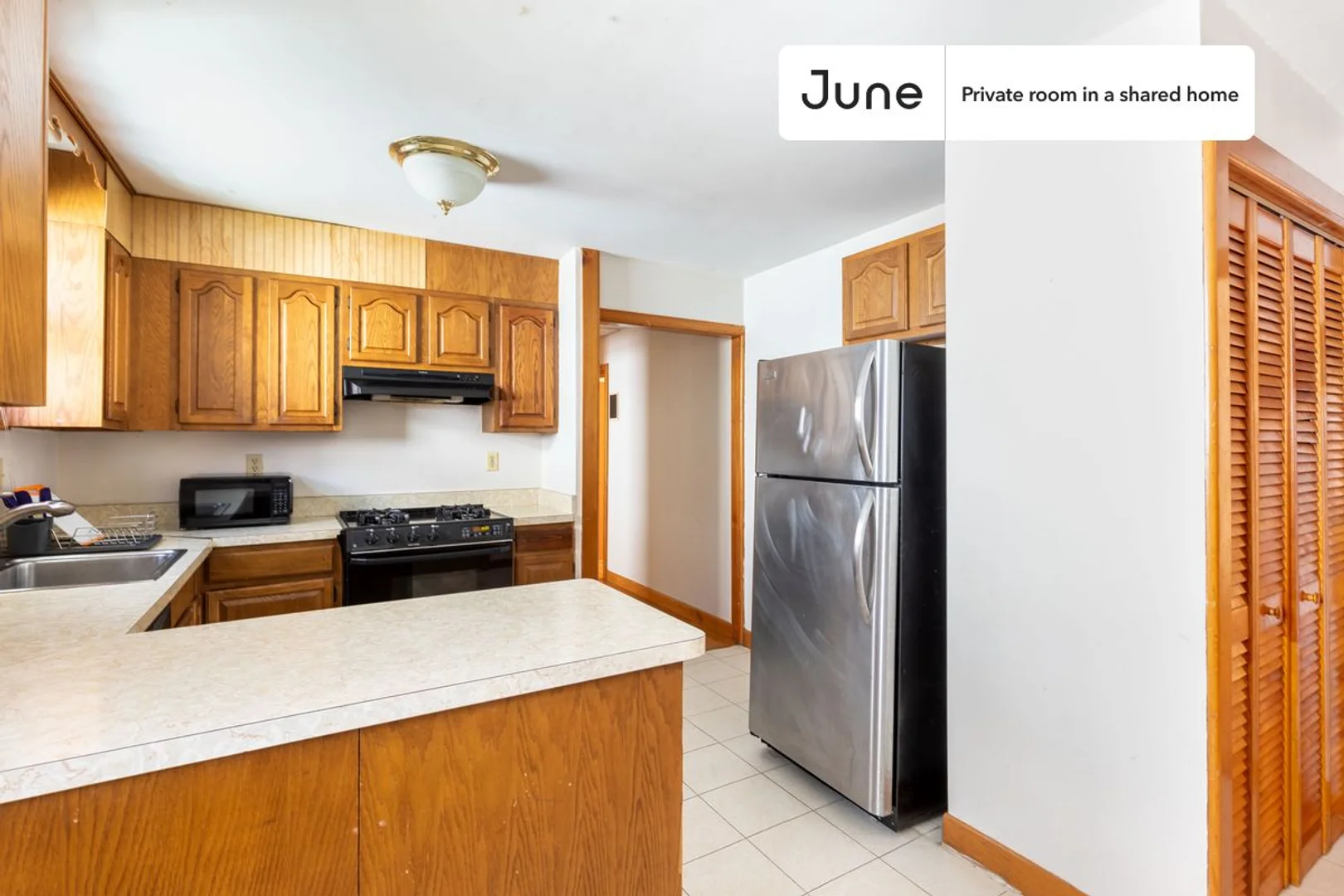 5, Oswald St., Unit D, Mission Hill, Boston, MA, 02120