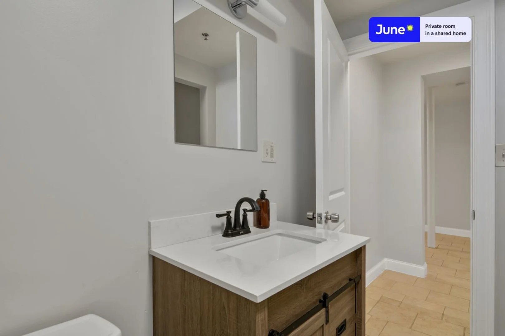48, Dudley St., Unit D, Roxbury, Boston, MA, 02119