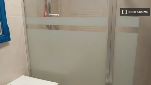 Chambre privée à P.º de Juan Carlos I, image 11 de 13