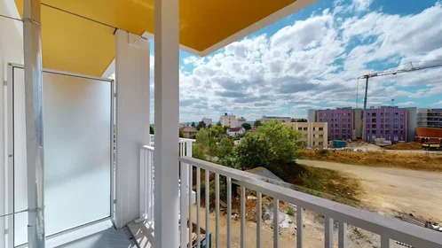 Entire apartment at Rue en Vieille Fourche, Université, image 7 of 10
