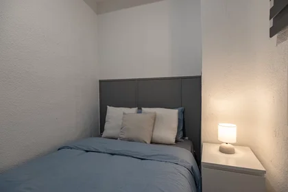 Quarto privado em Carrer de Sant Mateu, Carolinas Altas, imagem 7 de 10