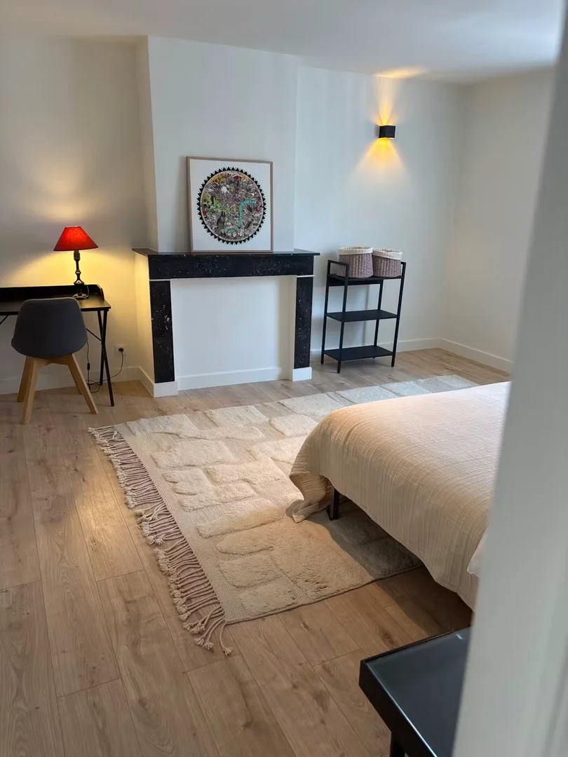 Comfortable and spacious student room in 
