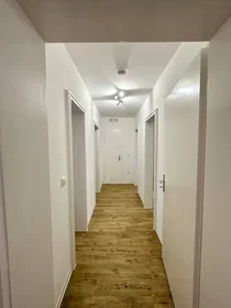 Prywatny pokój Euler-Chelpin-Straße, Lechhausen, obraz 9 10
