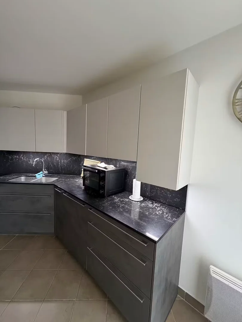 Student-friendly room in  with modern amenities