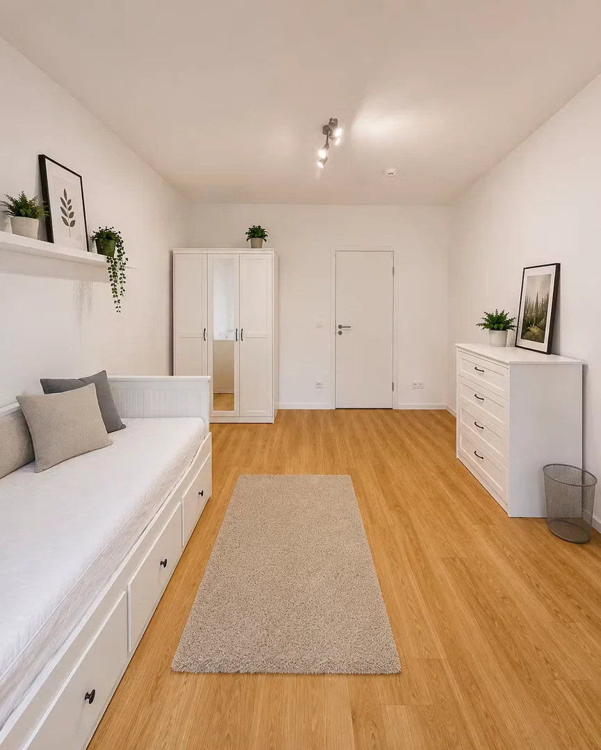Room for rent in student apartment in , fully furnished