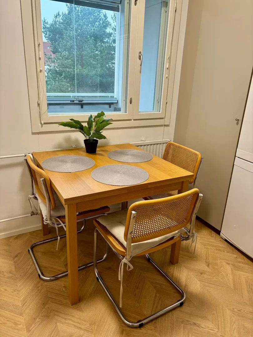 Armas Launiksen katu, Espoo