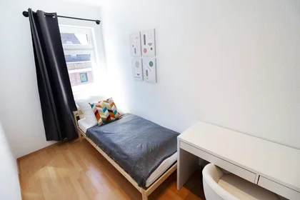 Prywatny pokój Thälmannstraße, Krämpfervorstadt, obraz 2 10
