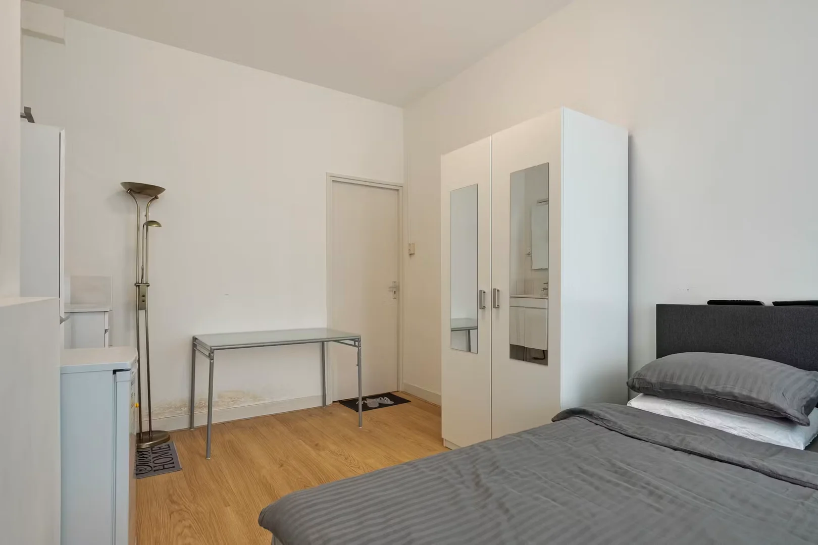 Camera accogliente per studenti disponibile a 
