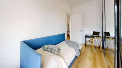 Chambre privée à Via Cosme Tura, Pontevigodarzere, image 1 de 10