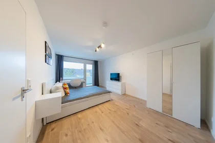 Privatzimmer in der Schönbornstraße, Frankfurt-Mitte-Nord, bild 1 von 10
