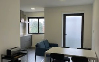 Pokój do wynajęcia we wspólnym mieszkaniu w {area}