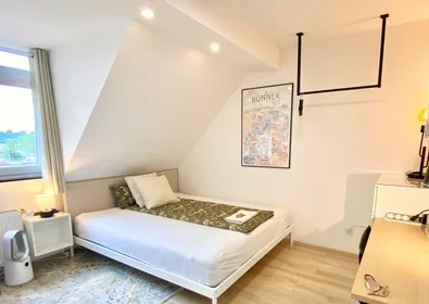Private room at Lievelingsweg, image 1 of 20