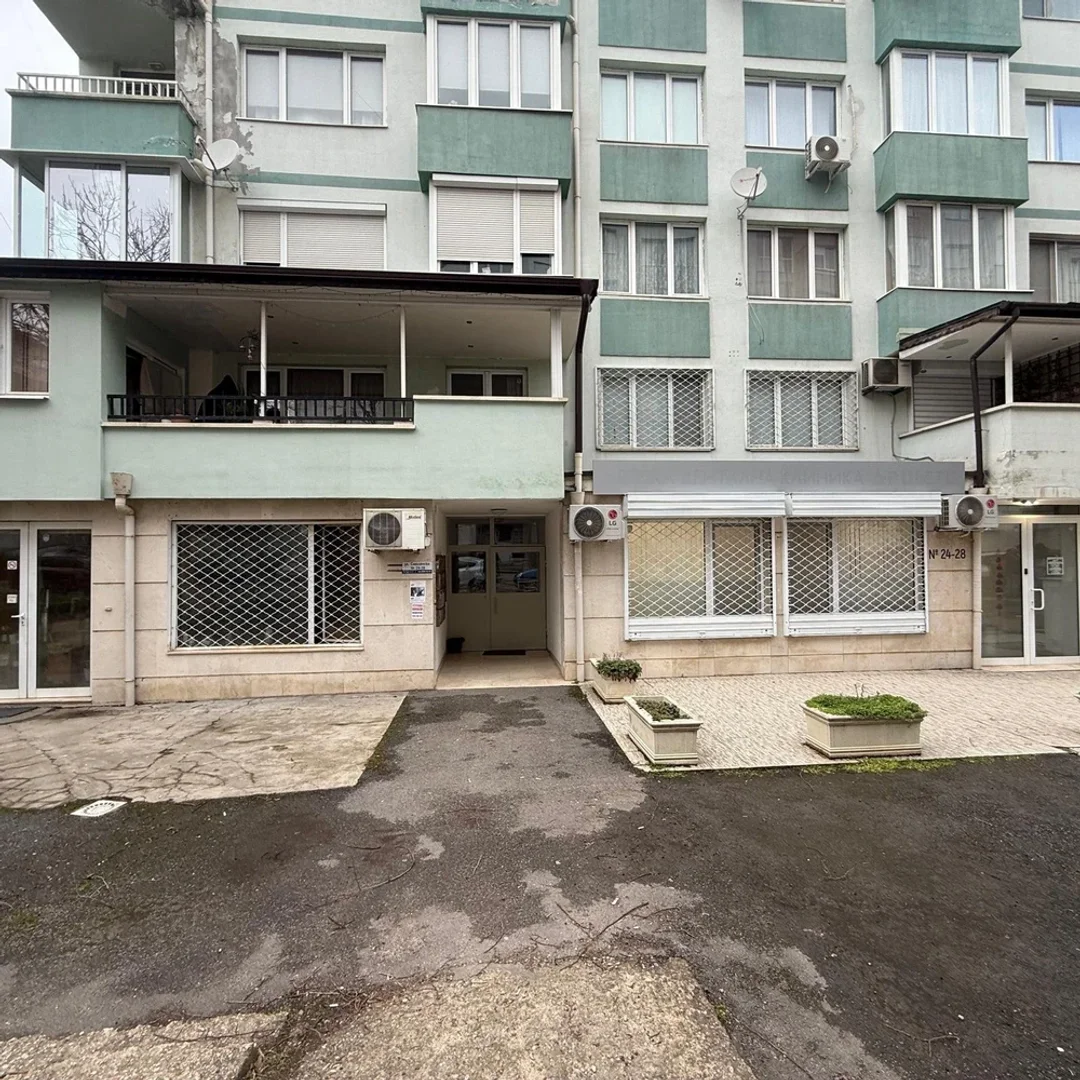 ulitsa "Smolyanska" 24-28