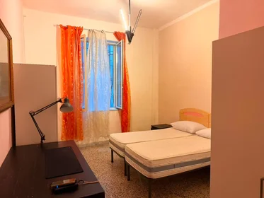Privatzimmer in der Vico Cariati, Montecalvario, bild 1 von 10