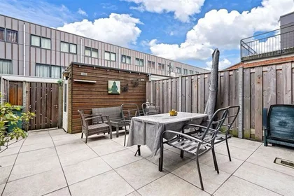 Quarto privado em De Heemstraat, Schilderswijk, imagem 5 de 5