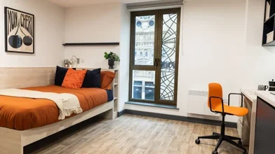Habitación privada en Tribeka Leeds LS2 8GL, imagen 1 de 10