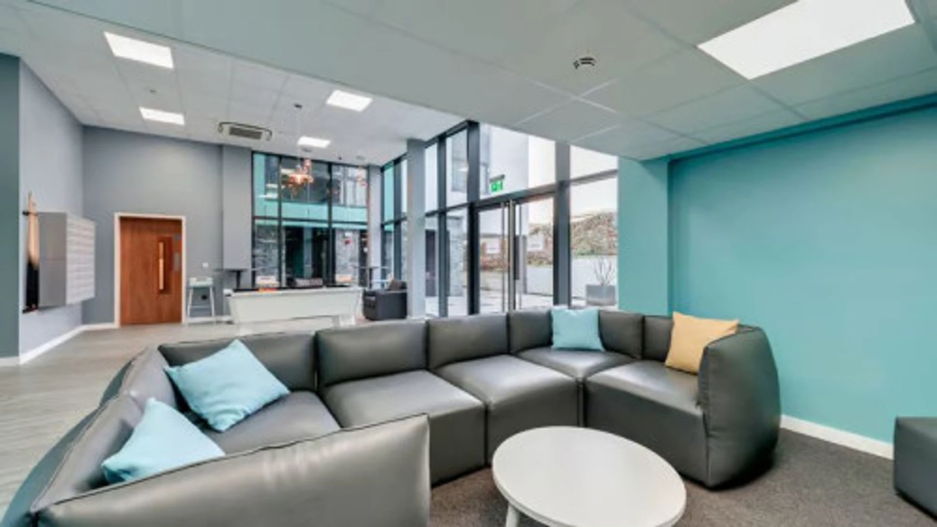 功能齐全的学生公寓，非常适合在学习