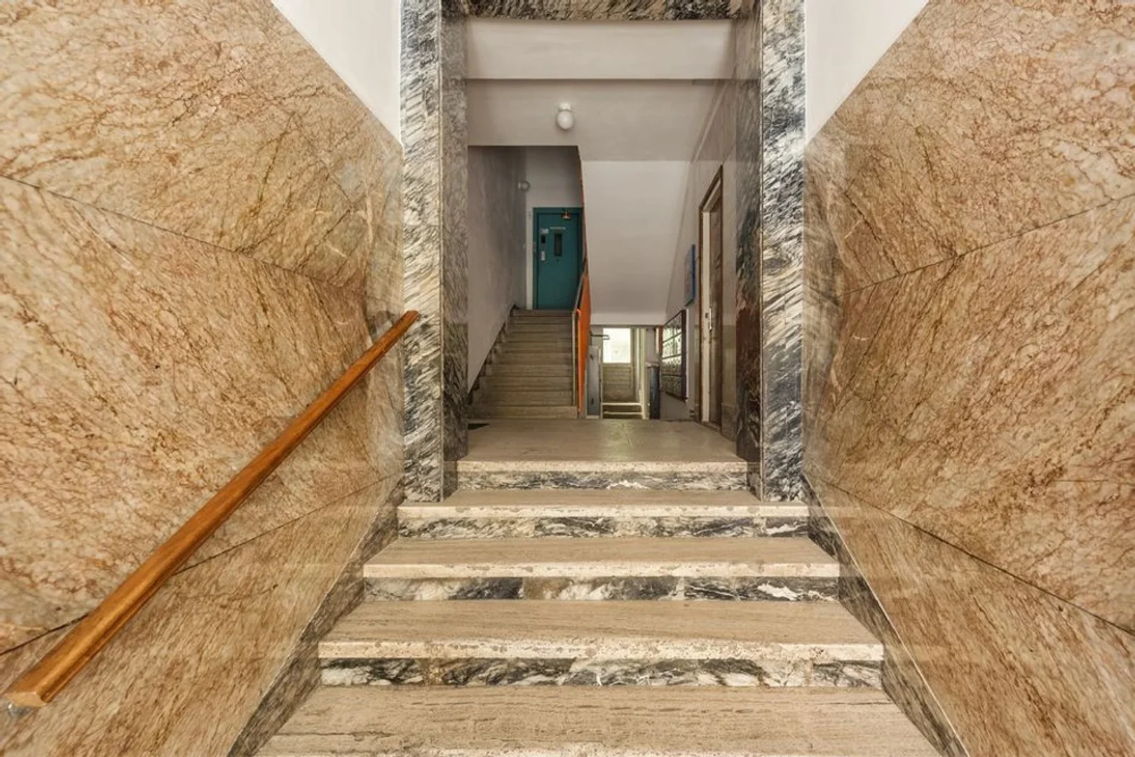 Habitación estudiantil económica con ubicación conveniente en 