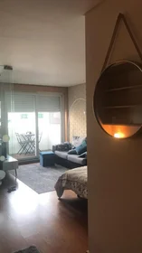 Apartamento inteiro em Rua Dom Manuel I , imagem 1 de 31