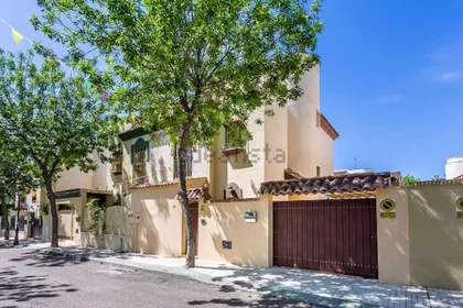 Appartamento intero in Calle Alhóndiga, , immagine 1 di 10