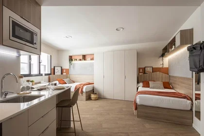 Shared room at Travesía de Extremadura, Milagrosa, image 2 of 10