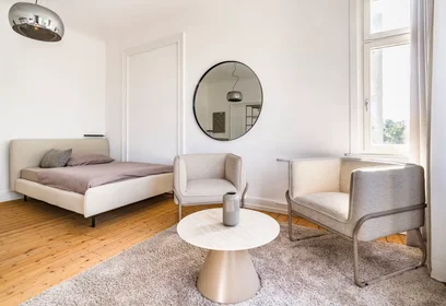 Habitación privada en Dotzheimer Straße, Rheingauviertel, imagen 7 de 10