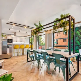 Quarto privado em residência em Burley Rd, Woodhouse, Leeds LS3 1JG, United Kingdom, imagem 35 de 47