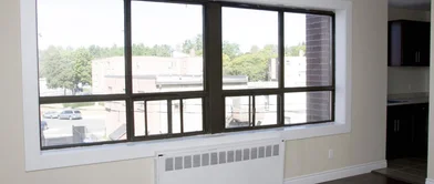 Stüdyo daire Ikamet yerinde konumu 4-8 Grant Blvd, Dundas, ON L9H 4L4, Canada, 3 13 görüntüsü