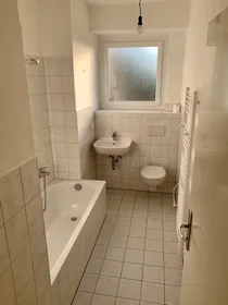 Private room at Gutleutstraße, Gutleutviertel, image 5 of 10