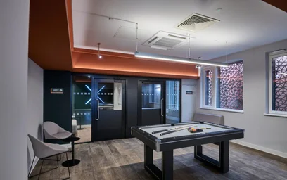 Dairenin tamamı Ikamet yerinde konumu 2 St James' Blvd, Newcastle upon Tyne NE4 5SS, United Kingdom, 32 40 görüntüsü
