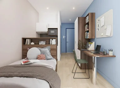 Studio in residence at 4 Greyfriars Rd, Reading RG1 1NG, United Kingdom, image 15 of 19