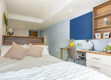Studio in residence at 4 Greyfriars Rd, Reading RG1 1NG, United Kingdom, image 2 of 20