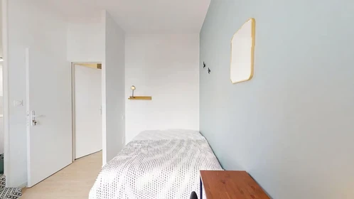 Prywatny pokój Rue Manescau, , obraz 1 10