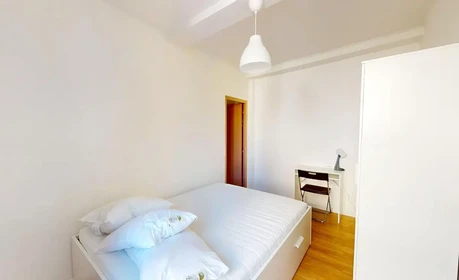 Özel oda konumu Rue Michel de Bourges, , 3 10 görüntüsü