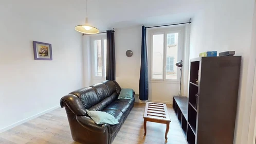 Özel oda konumu Rue Michel de Bourges, , 4 10 görüntüsü