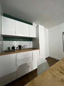 Appartamento intero in Rue de Bourgogne, Bourgogne-République, immagine 4 di 6