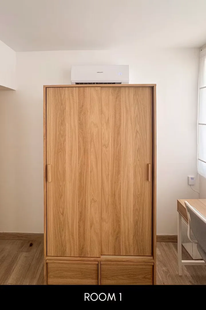Economical student room with convenient location in 