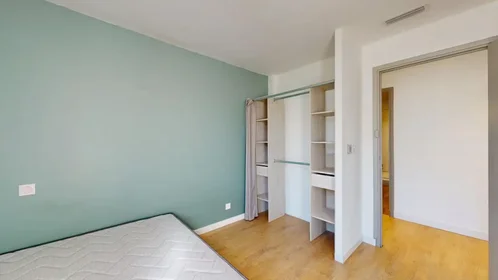 Privatzimmer in der Rue Henri Desbals, Fontaine Lestang-Bagatelle-Papus, bild 3 von 10