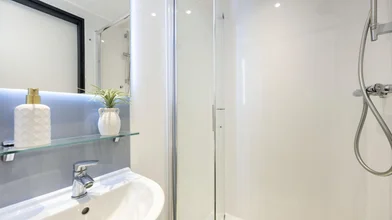 私人房间 在 Innovo House Liverpool L3 8AJ, 12的图像11