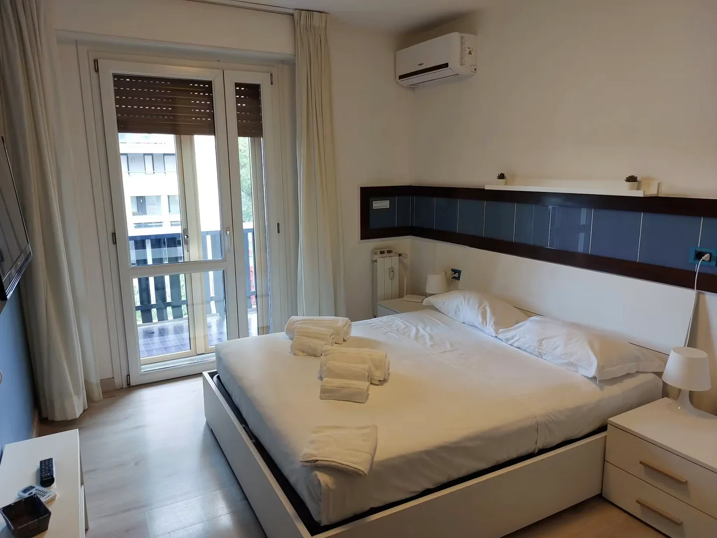 Quarto de estudante económico com localização conveniente em 
